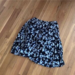 Navy and black midi skirt